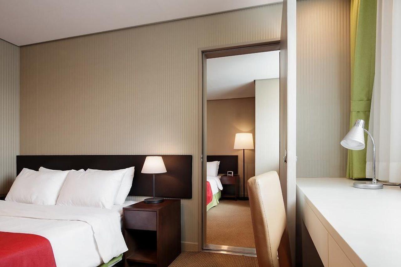 รามาดา อ็องคอร์ บาย วินด์แฮม โซล ทงแดมุน โฮเต็ล Hotel ภายนอก รูปภาพ