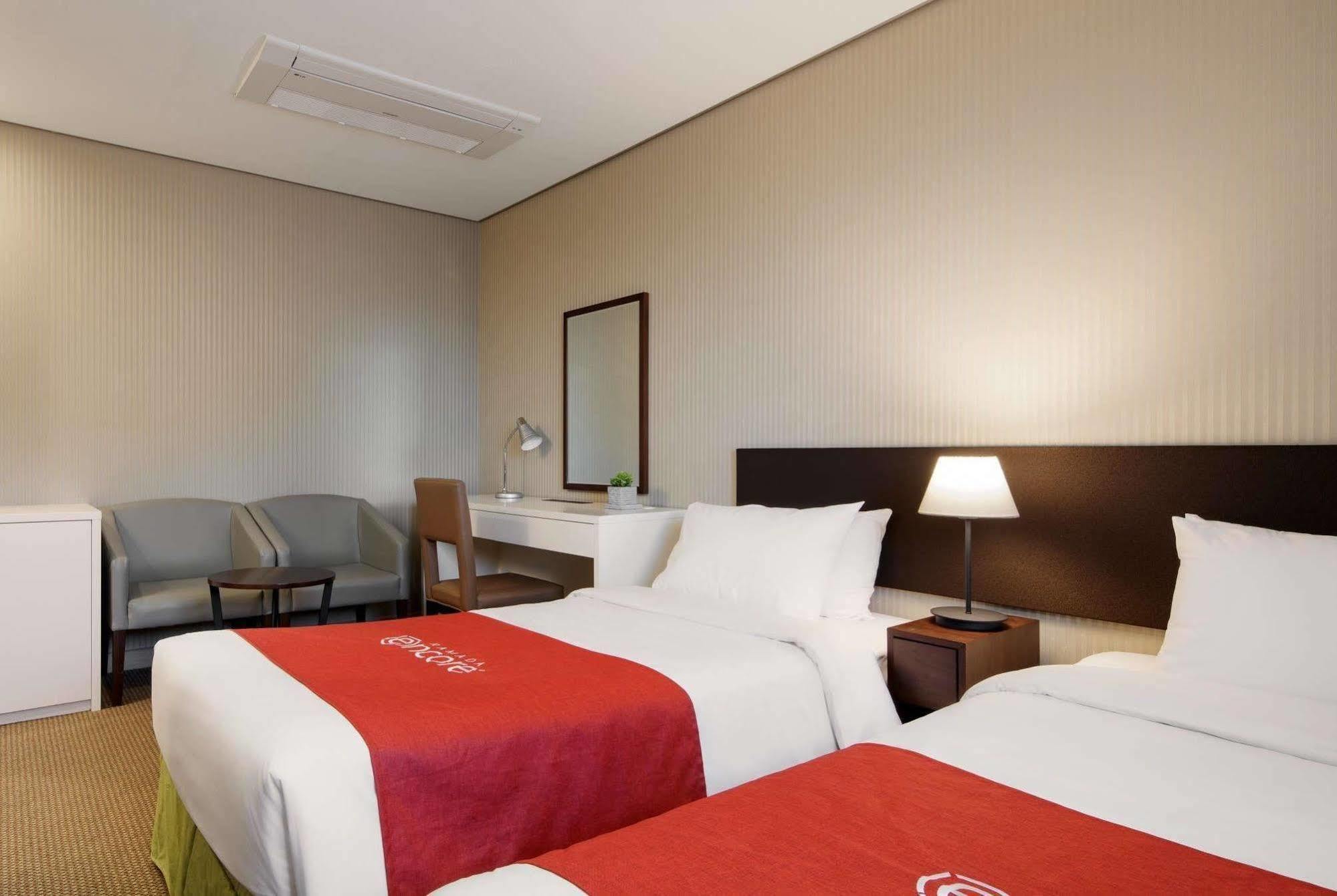 รามาดา อ็องคอร์ บาย วินด์แฮม โซล ทงแดมุน โฮเต็ล Hotel ภายนอก รูปภาพ
