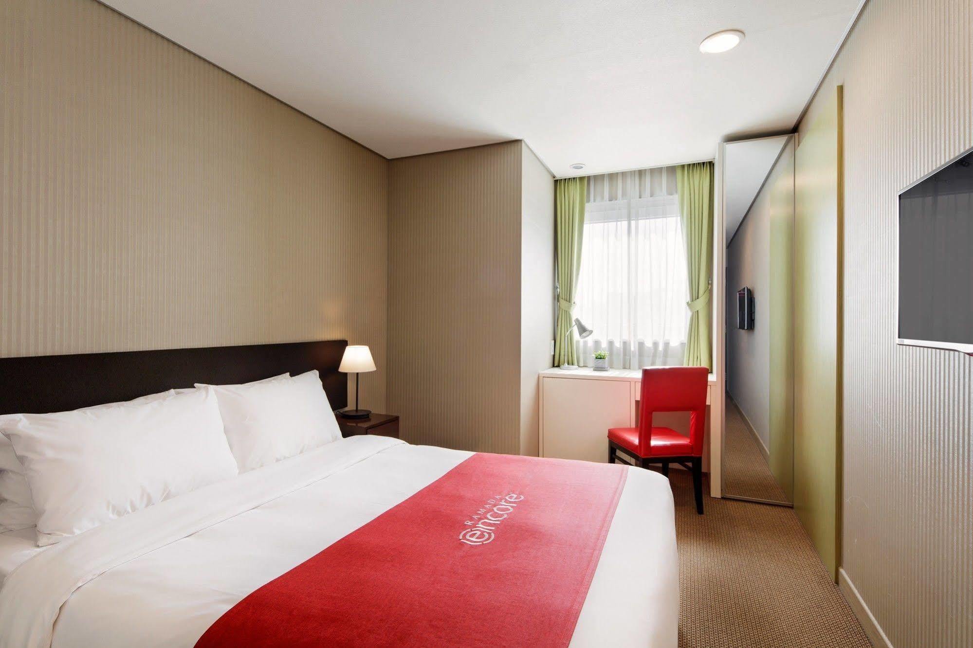 รามาดา อ็องคอร์ บาย วินด์แฮม โซล ทงแดมุน โฮเต็ล Hotel ภายนอก รูปภาพ