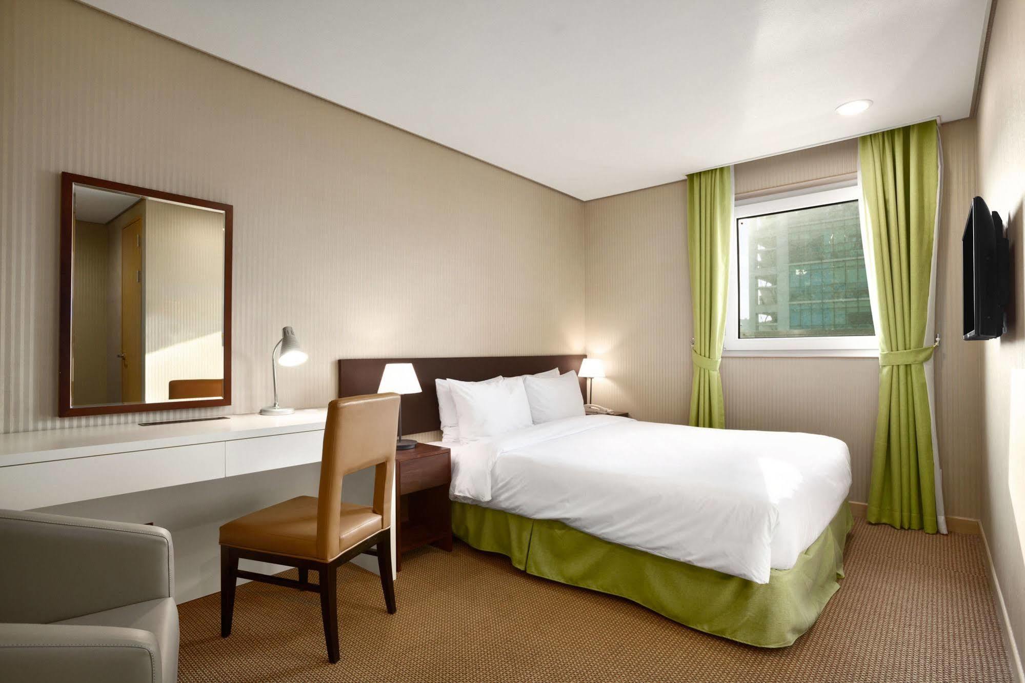 รามาดา อ็องคอร์ บาย วินด์แฮม โซล ทงแดมุน โฮเต็ล Hotel ภายนอก รูปภาพ